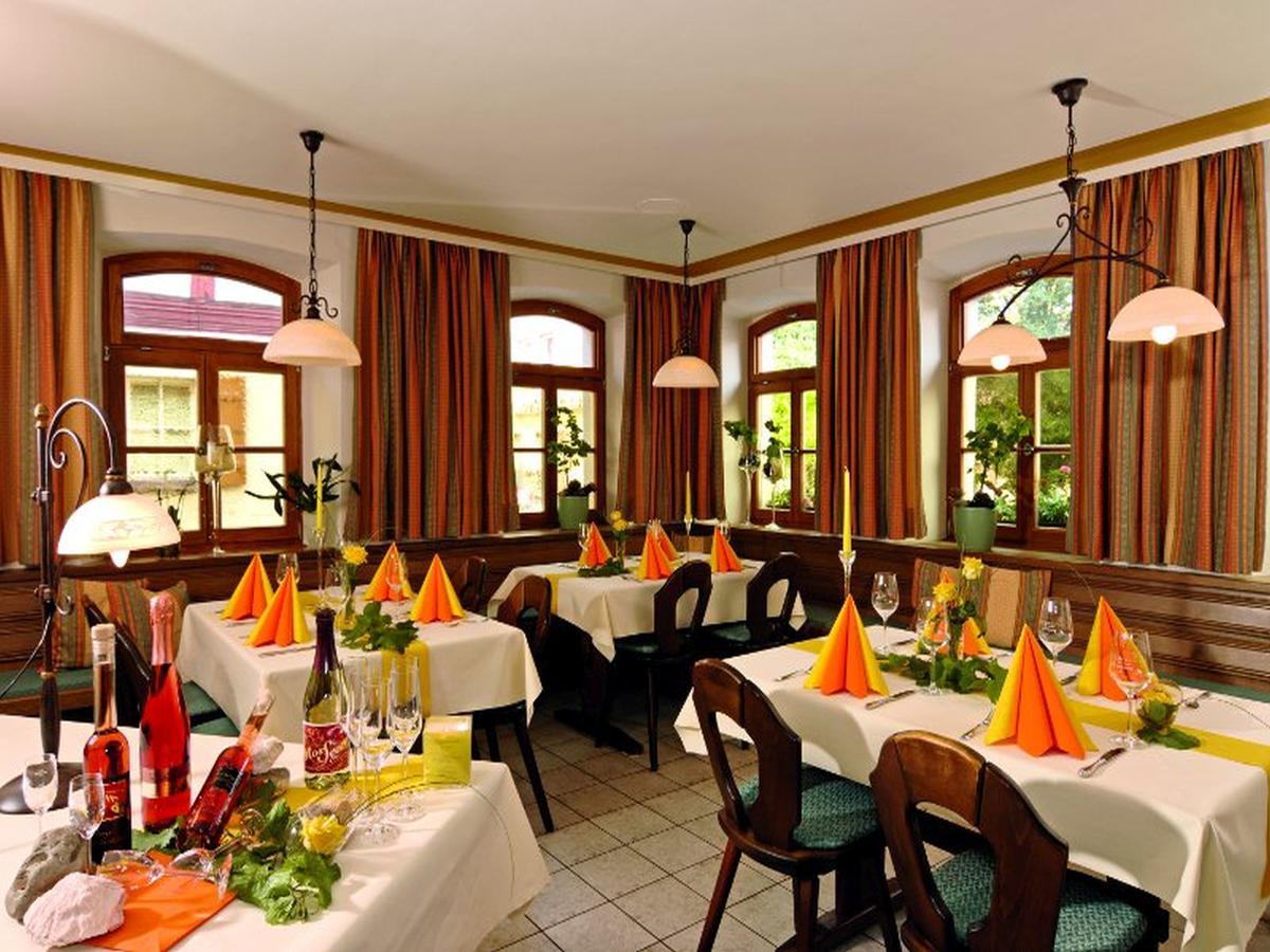 Hotel-Gasthof Rotes Ross Markt Einersheim المظهر الخارجي الصورة