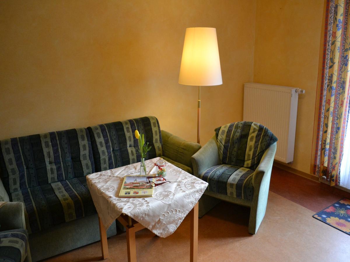 Hotel-Gasthof Rotes Ross Markt Einersheim المظهر الخارجي الصورة
